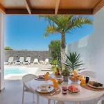 Botanica - Spacious, Heated Pool And Bbq, Sunny Terrace, Garden & Mountain Views فيلة بلايا بلانكا