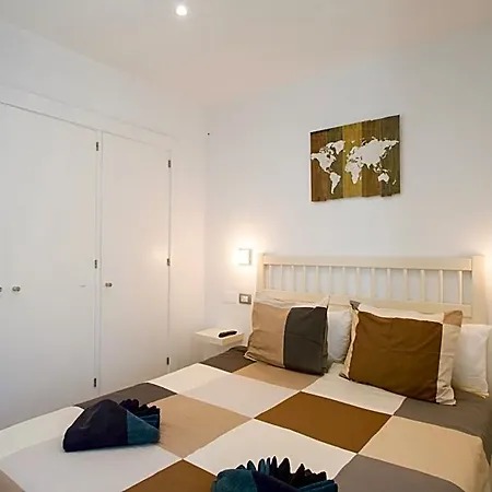 Villa Botanica - Spacious, Heated Pool And Bbq, Sunny Terrace, Garden & Mountain Views *