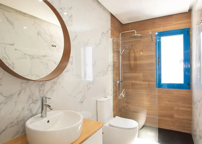 Botanica - Spacious, Heated Pool And Bbq, Sunny Terrace, Garden & Mountain Views بلايا بلانكا