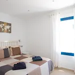 Botanica - Spacious, Heated Pool And Bbq, Sunny Terrace, Garden & Mountain Views Villa Playa Blanca (Lanzarote)